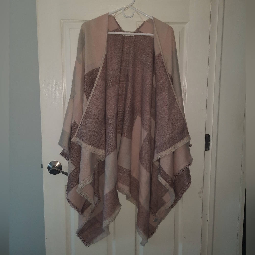 Woven Heart Fringe Wrap Shawl